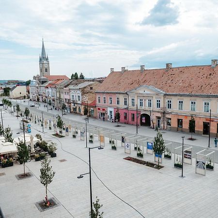 Central Nest Турда Екстер'єр фото