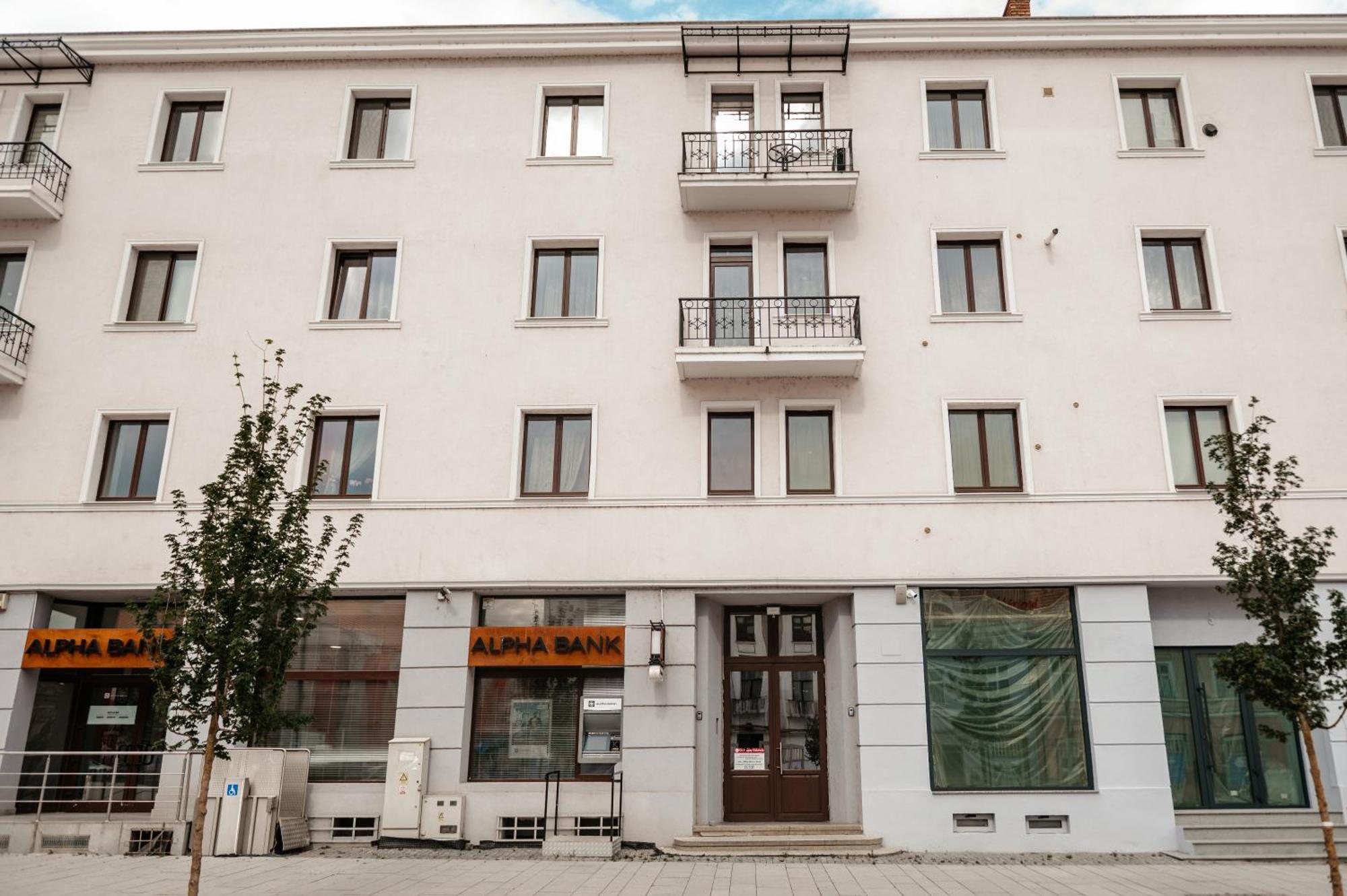 Central Nest Турда Екстер'єр фото